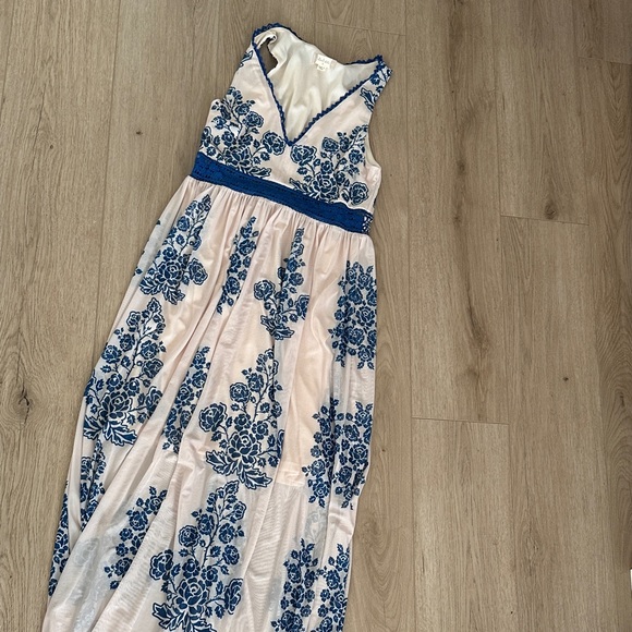 Altar'd State vintage style Cream and Blue Floral Maxi Dress - Picture 1 of 2